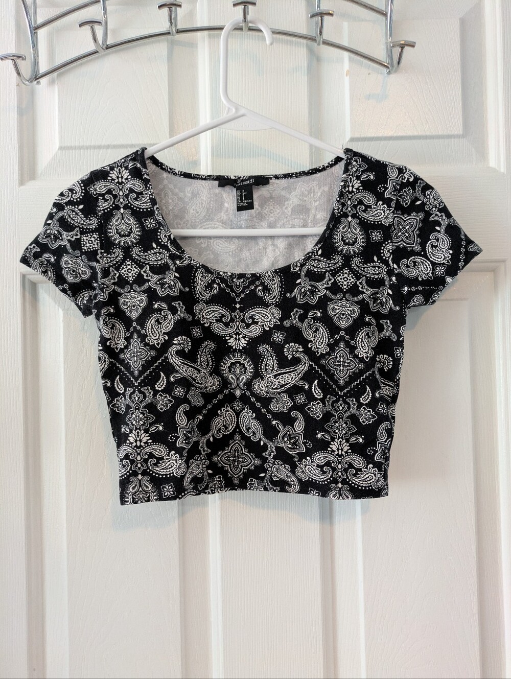 Black Paisley Scoop Neck Crop Top